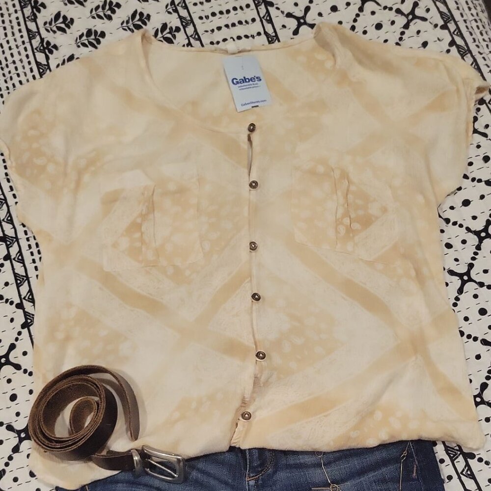 Cream & White Airy summer top